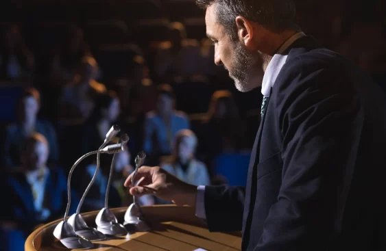 Curso El Arte de Comunicar: Retórica y Comunicación para Abogados